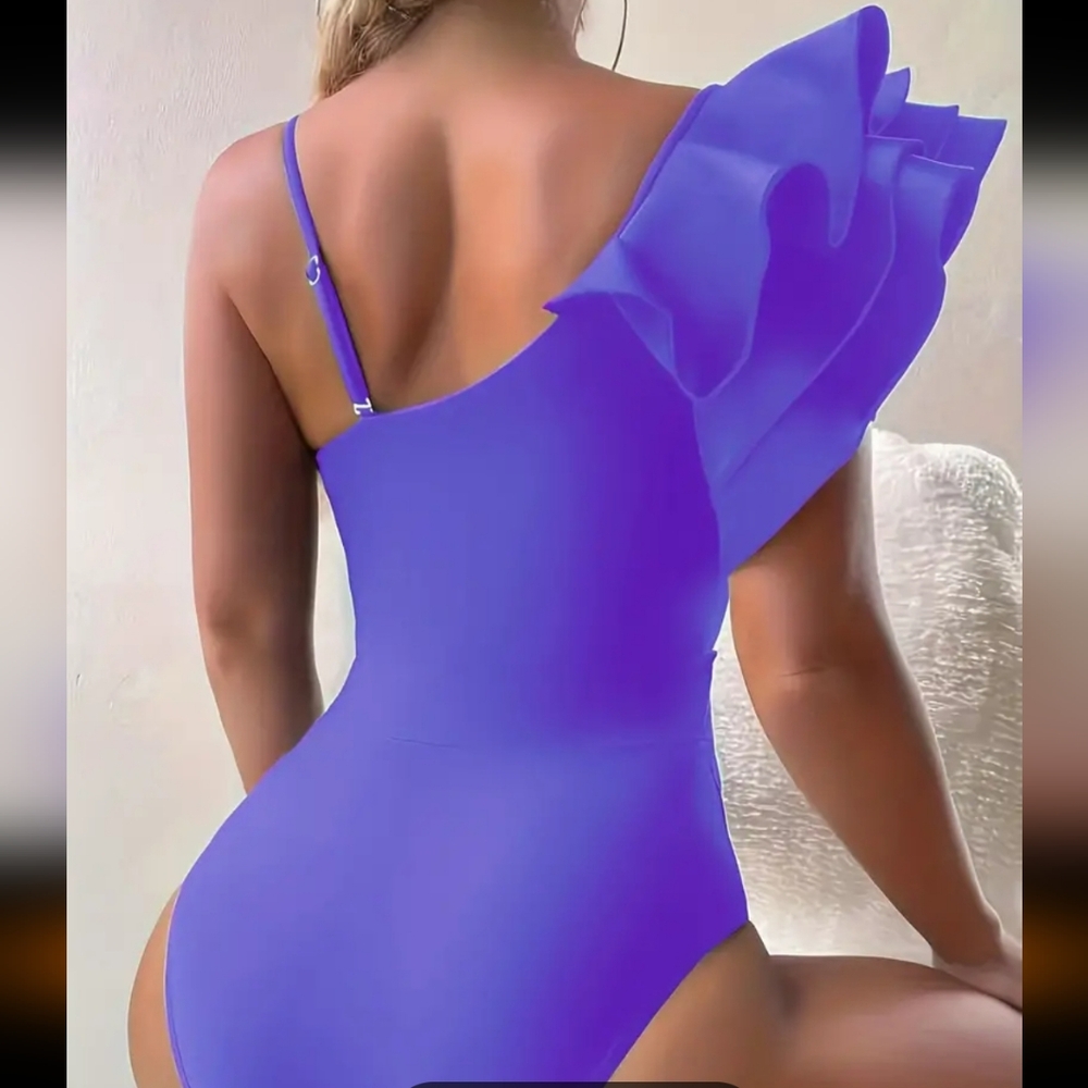 NWOT Vibrant Purple One-Shoulder Swimsuit - Picture 2 of 12